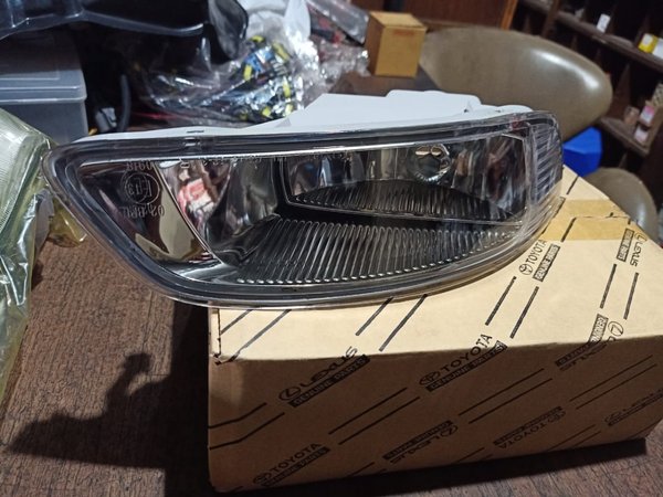 Original LAMPU FOGLAMP kanan RH kijang kapsul 2003-2004 original Limited