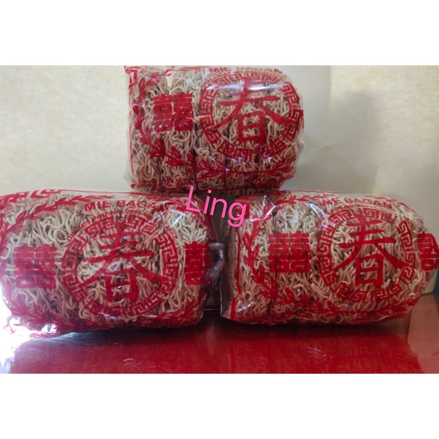Mie pangsit (mie kering)bagan merek (chun)