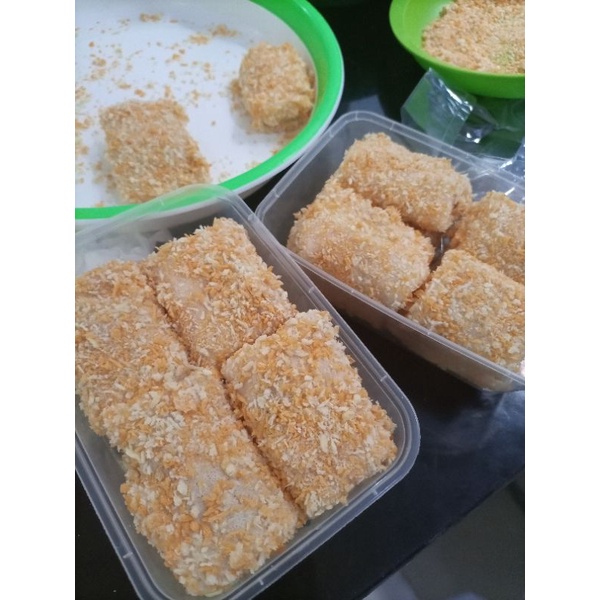 

Risoles mayo isi jagung, sosis, telur rebus n bawang bombay