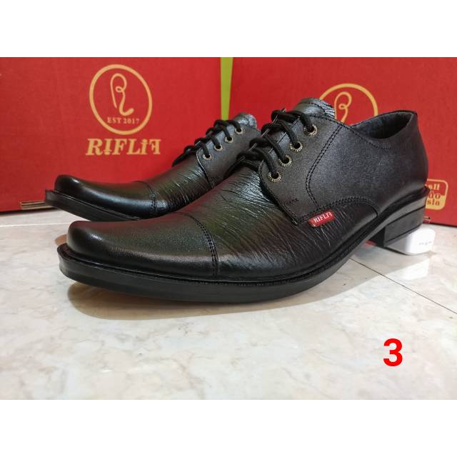 Sepatu pantofel PDH pria formal bahan kulit asli