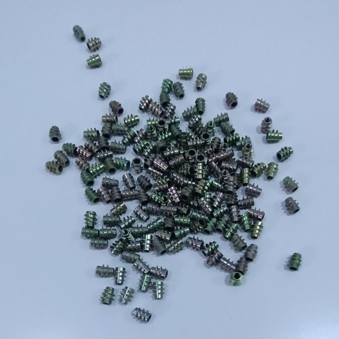 Baut Mur Pengencang Mur Nanas M4 X 10 Isi 150 Pcs