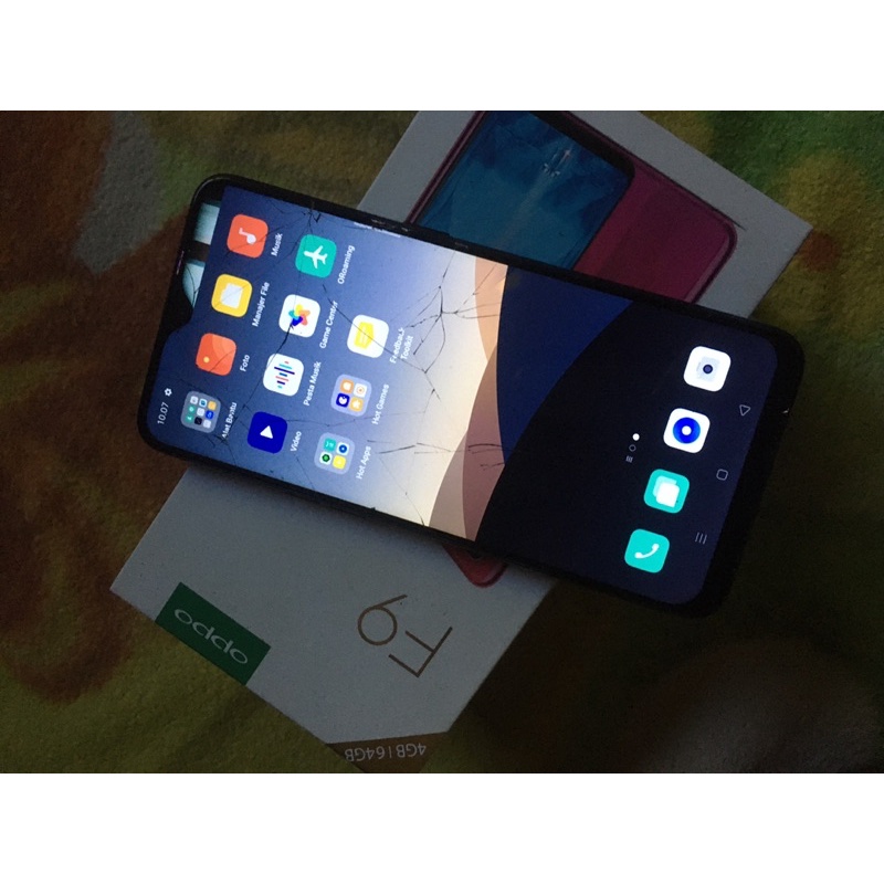 HP OPPO F9 RAM 4/64 MESIN HIDUP