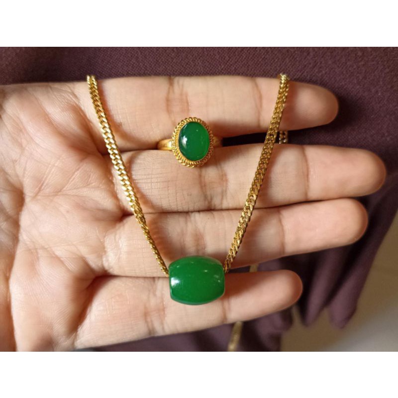 kalung titanium dan cincin kuningan lapis emas