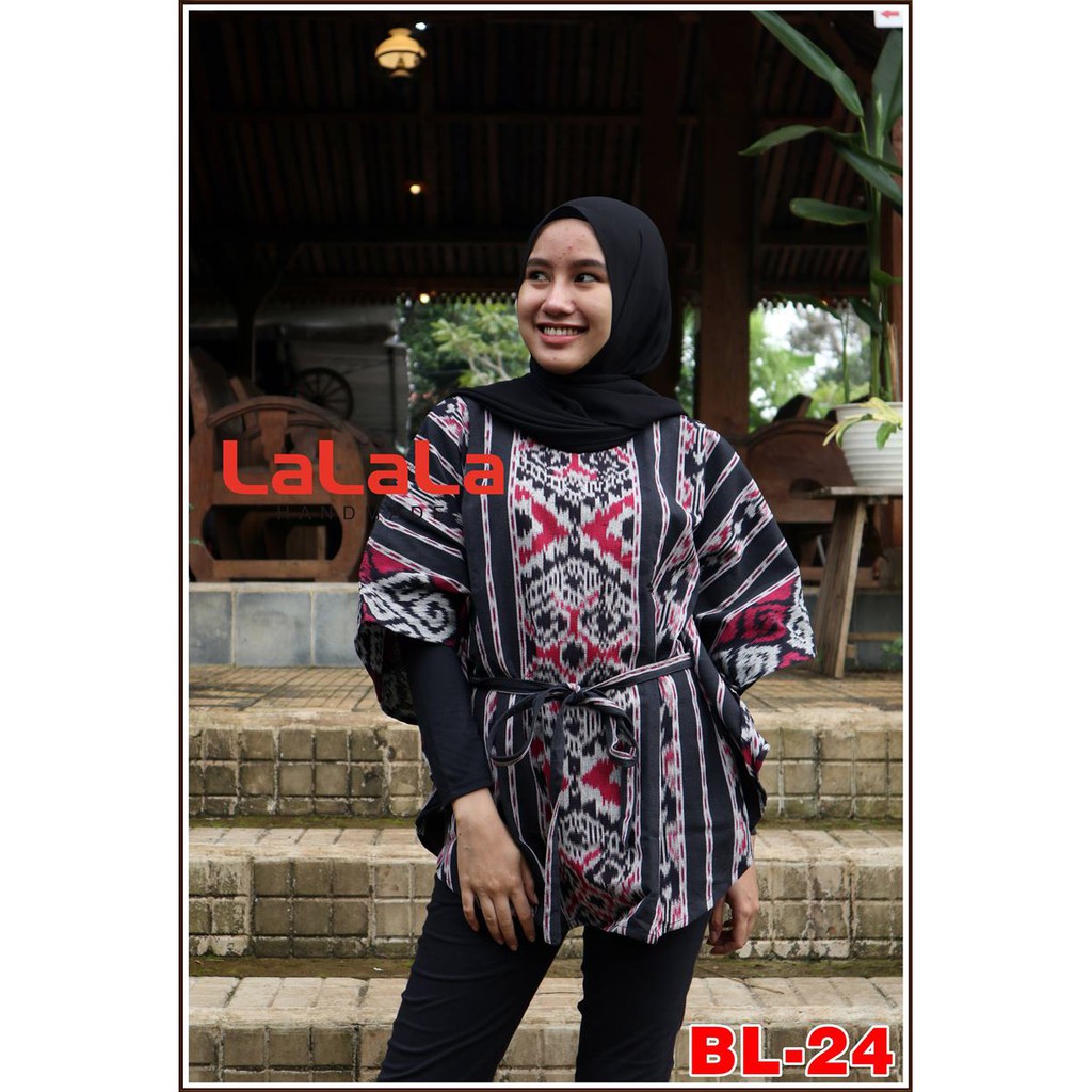 Baju Tenun Etnik Banyak Pilihan Motif