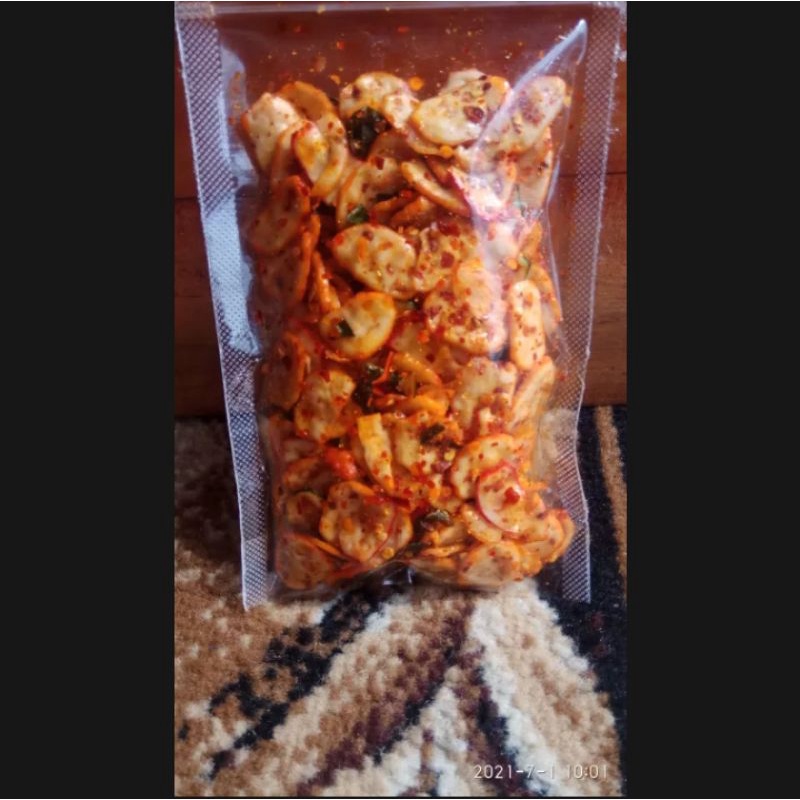

Krupuk seblak daun jeruk