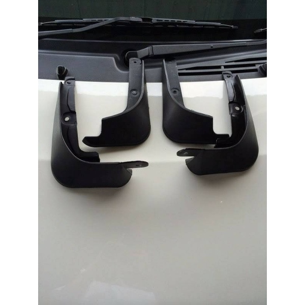 Mud Guard Karpet Lumpur Agya Ayla Full Set / Mudguard Ayla Agya