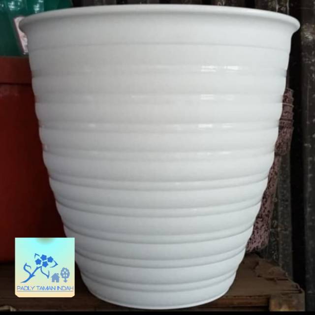 POT TANAMAN PIRUS 30 CM / POT HIAS CANTIK