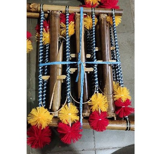 angklung alat musik tradisional / reog / barongan / ganongan / bujang ganong / pecut bopo / pecut