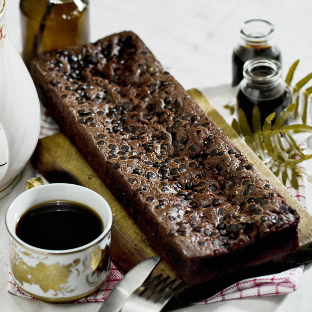 

BROWNIES PANGGANG TOPING CHOCOCHIPS