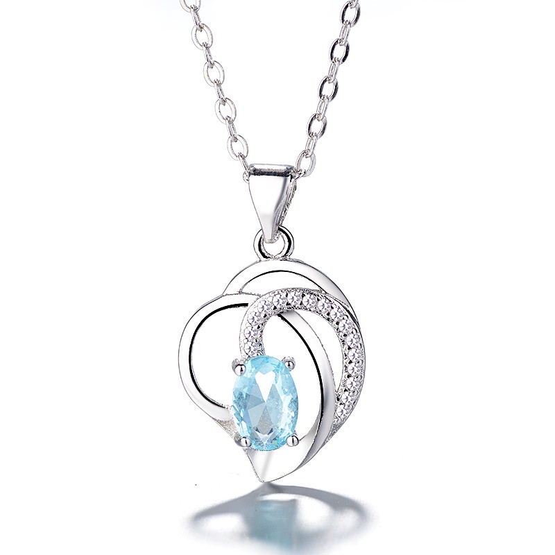 [Ready Stock]Fashion New Simple Sky Blue Crystal Necklace Heart-Shaped Pendant