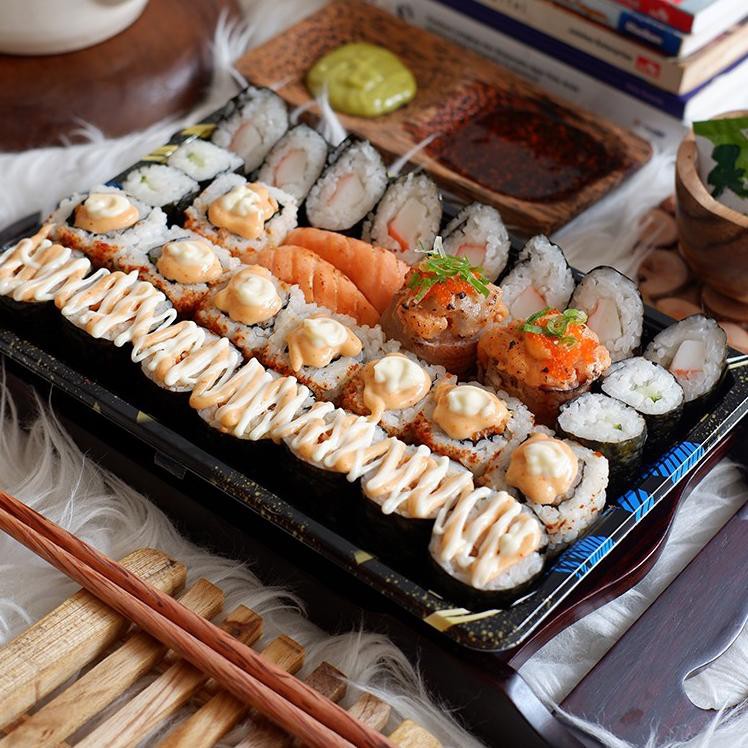 

BELI Oishimoo | Medium Sushi Platter