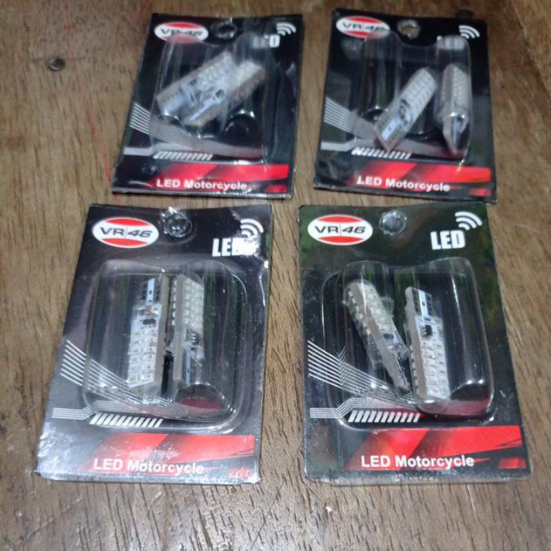 lampu senja t10 warna biru kedip