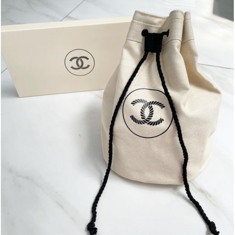 pouch makeup tas kosmetik bucket chanel gift