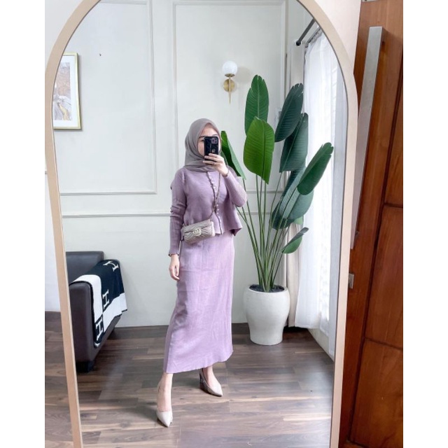 Deira Knit, Preloved Deira Knit, Knit Deira Preloved, Deira Knit Preloved