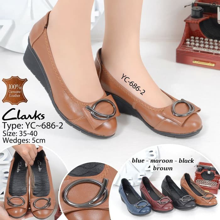 Sepatu Wanita Clarks YC-686-2 Wedges / Sepatu Kerja Wanita
