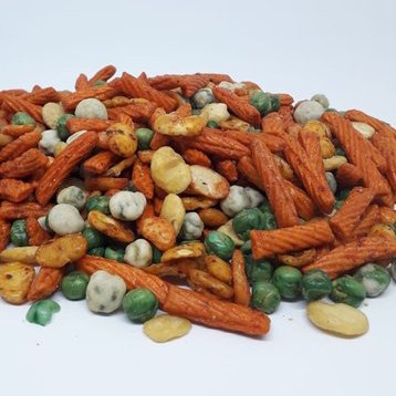 

Kacang campur/kacang mix - 1/4 kg