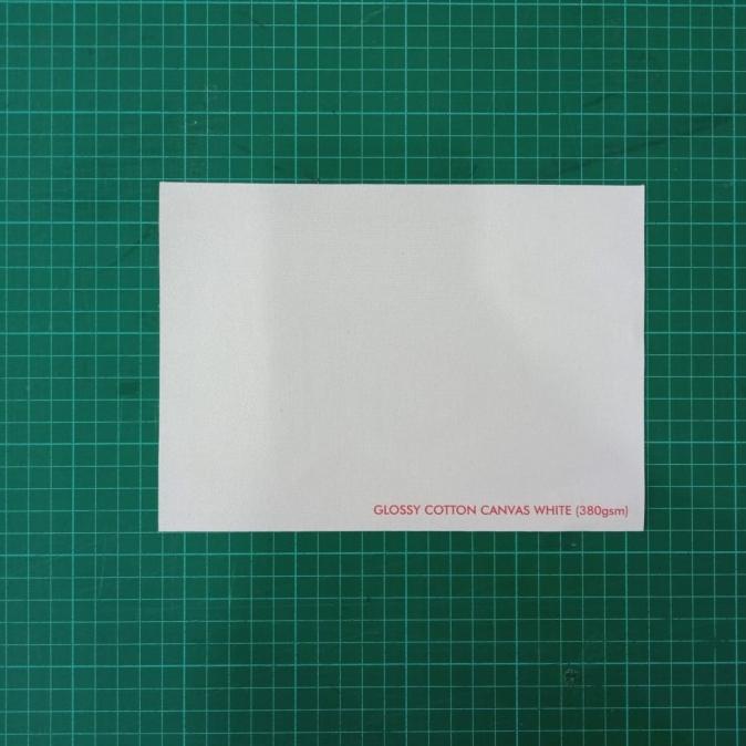 

Cetak Print Canvas / Uc - 13 Solvent Glossy Cotton Canvas