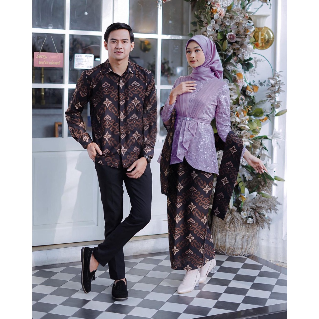 SHOPASHOP SOLO Batik Kebaya Couple Brokat Modern Nabella Aufa Kebaya Wisuda dan Kondangan Kebaya Couple Batik Prima Lengan Panjang Set Wanita Tille mutiara