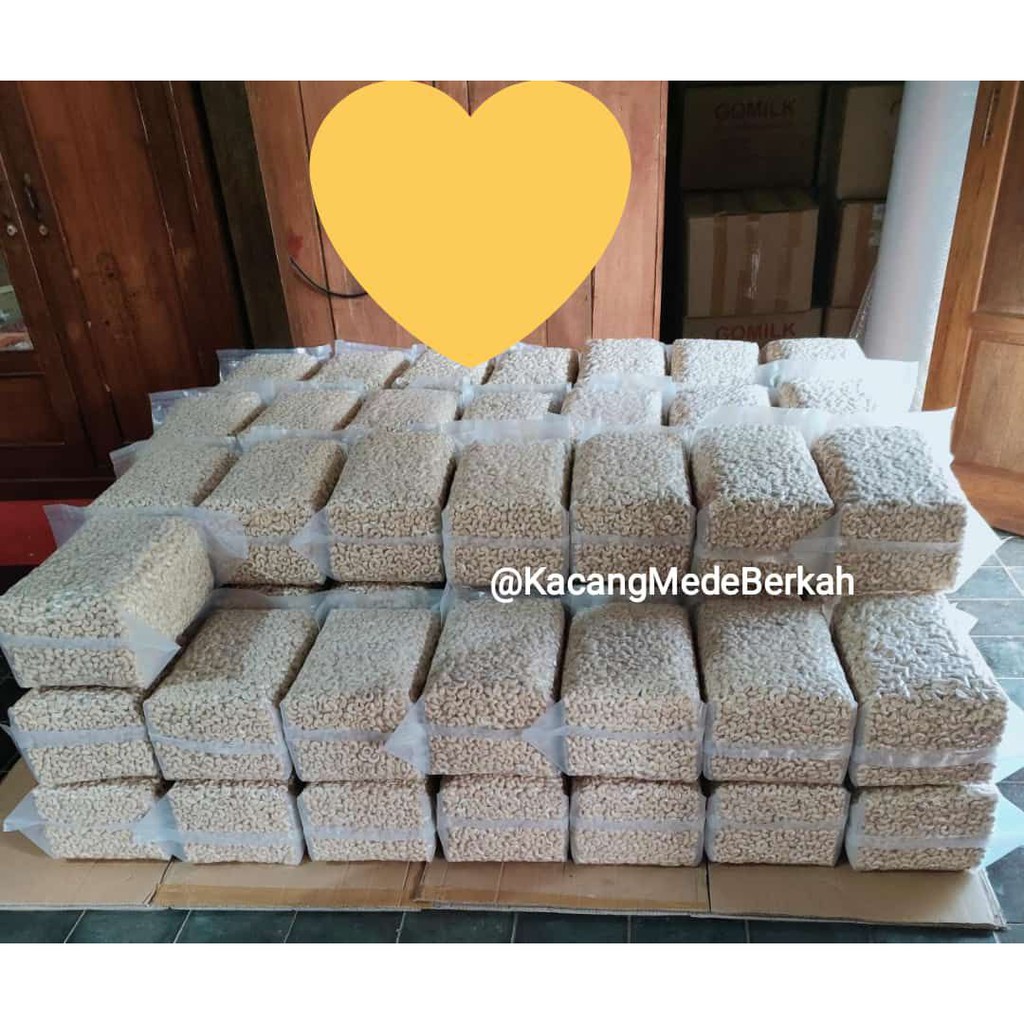 

Kacang mede super mentah 500gr