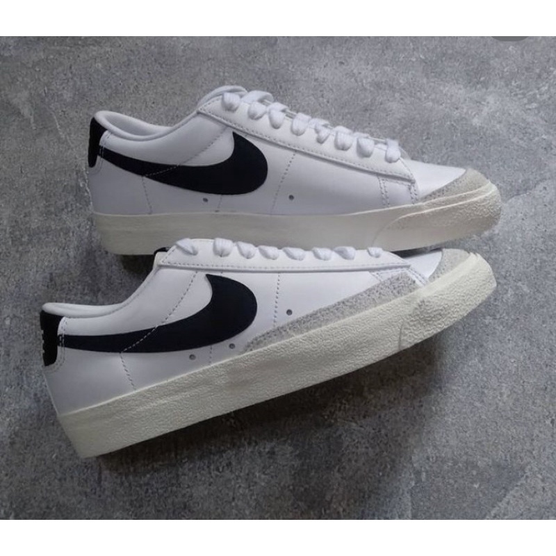 NIKE BLAZER LOW WHITE BLACK WOMEN