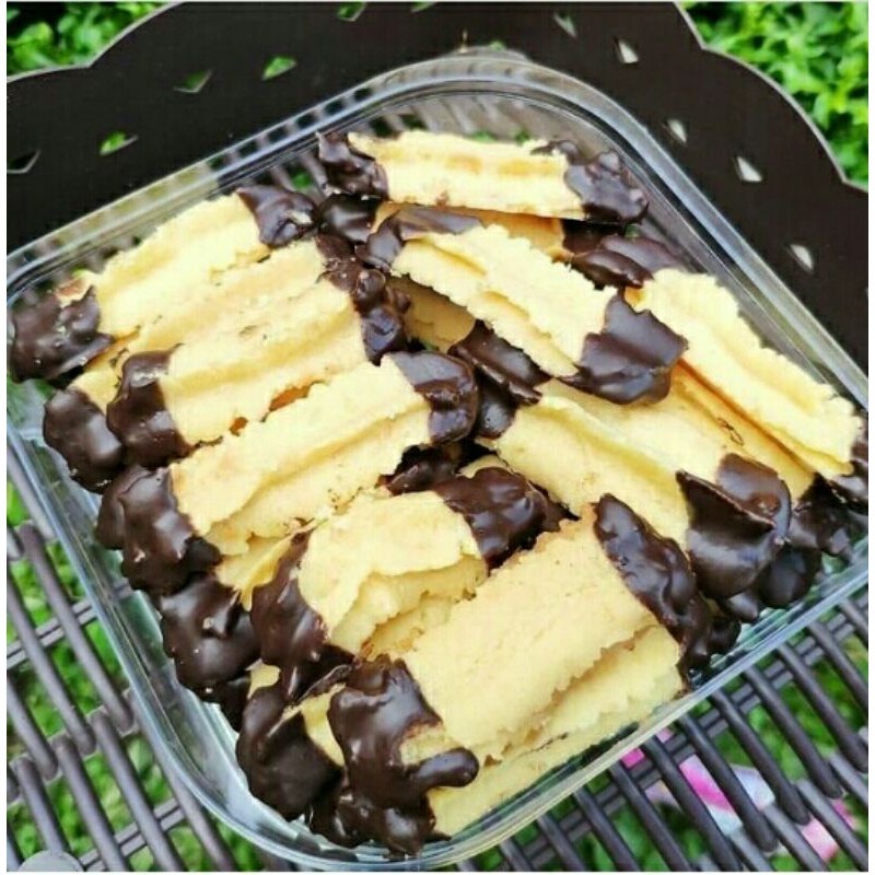 

Kue Sagu coklat keju