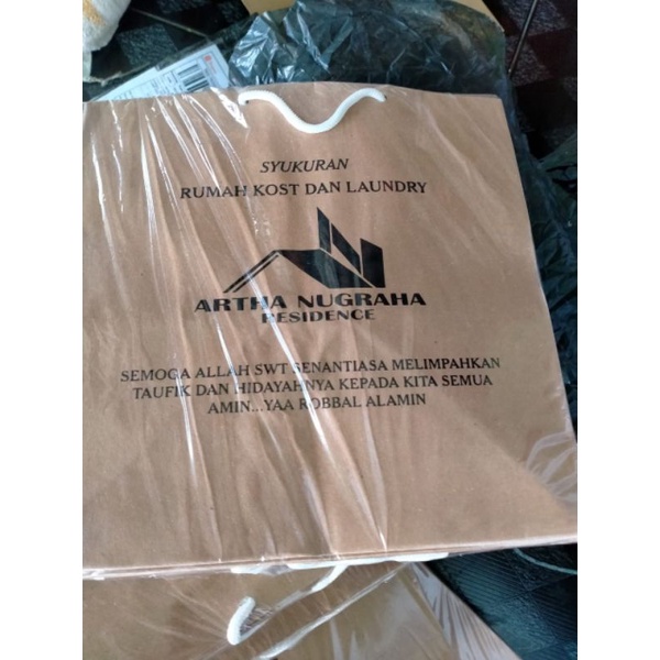 

custom desain sablon paperbag bento ukuran 26x18x22