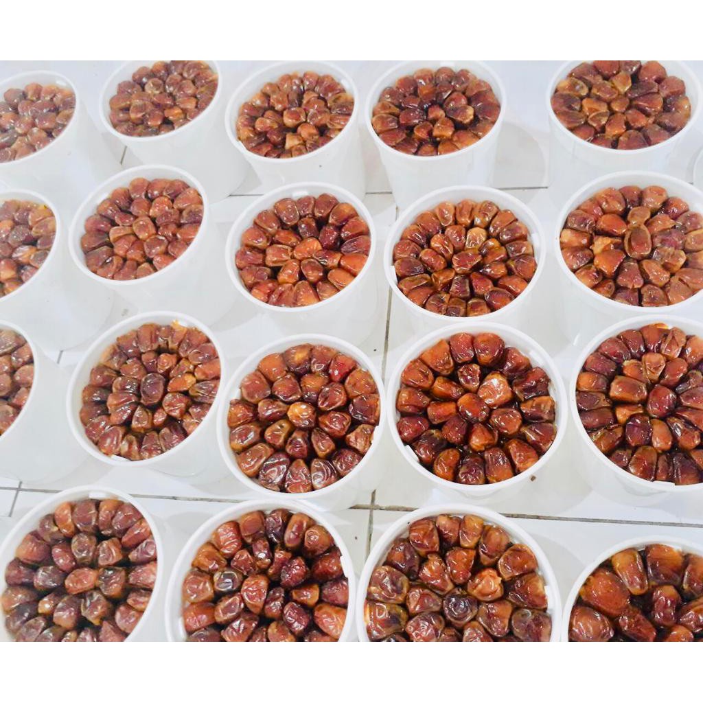 

kurma sukari Ember al Qassim 850gr Premium Kemasan Ember (Ruthob) Enak Fresh Kurma Sukari Amira