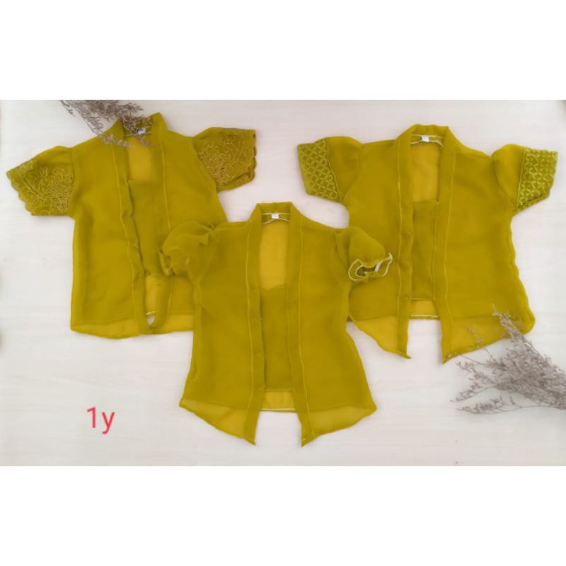 Kebaya anak bahan moscrepe