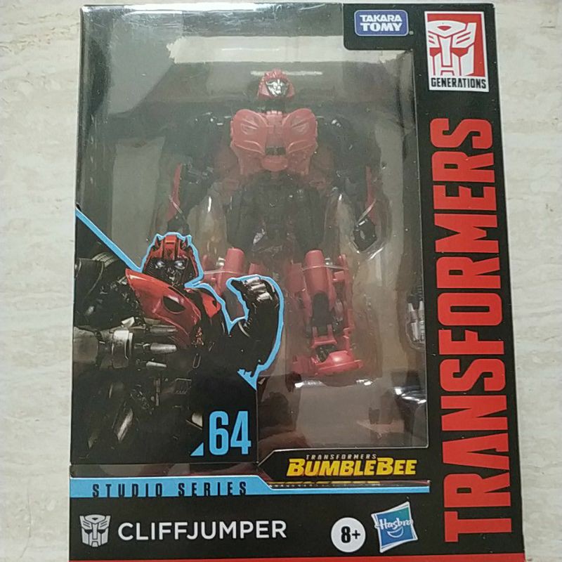 cliffjumper studio series 64 transformers bumblebee