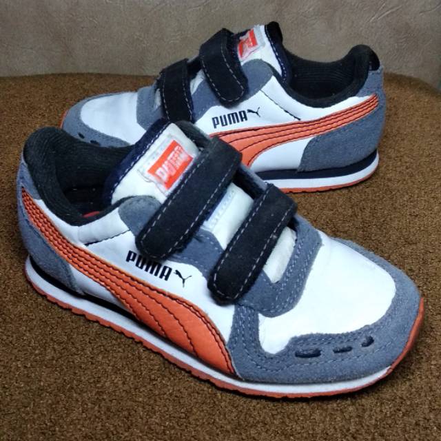 Sepatu anak preloved, sepatu puma second