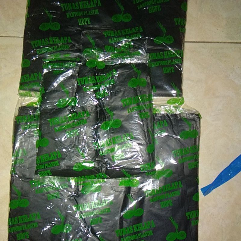 Plastik hitam tunas kelapa ukuran 15/24/29