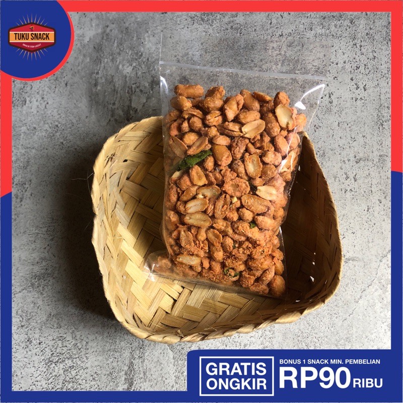 

Kacang Thailand Bangkok Daun Jeruk Snack Enak Asli Pedas Manis Khas Cilacap 250gr