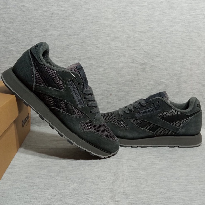 SEPATU REEBOK CL LEATHER CARBON DARK GREY GREY PREMIUM MIRROR BNIB VIETNAM IMPORT OLAHRAGA RUNNING S