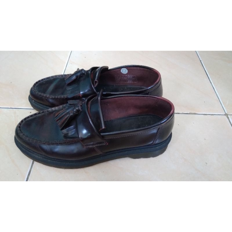2nd docmart adrian tassel cherry red
