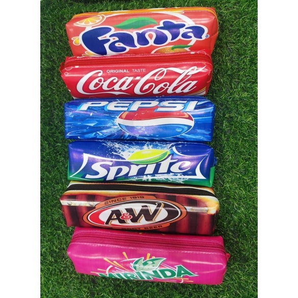 

TEMPAT PENSIL TEPAK LONTONG MOTIF MINUMAN