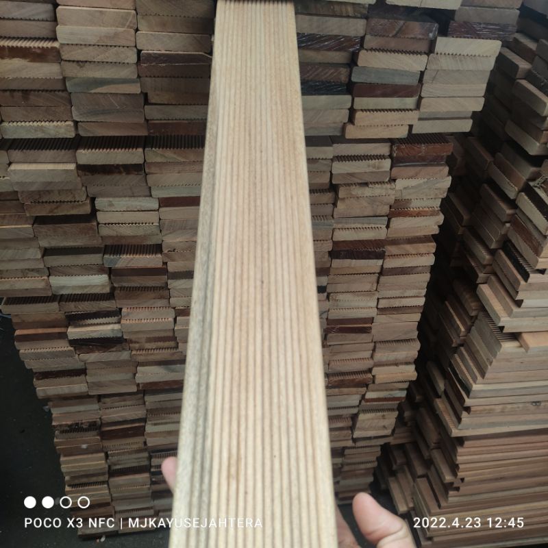 

invoice haryoi decking bengkirai 1,9x9x60 cm