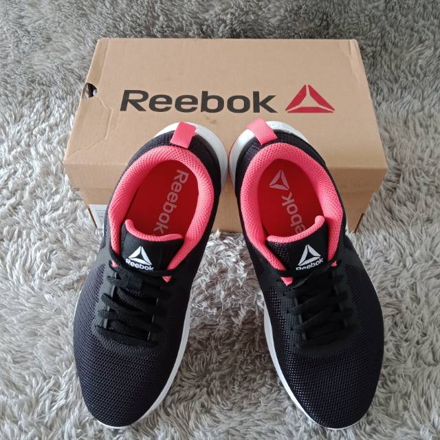 Sepatu REEBOK Women ASTRORIDE ESSENTIAL Black Bright Rose DV4093 Running Sport Sneakers ORIGINAL