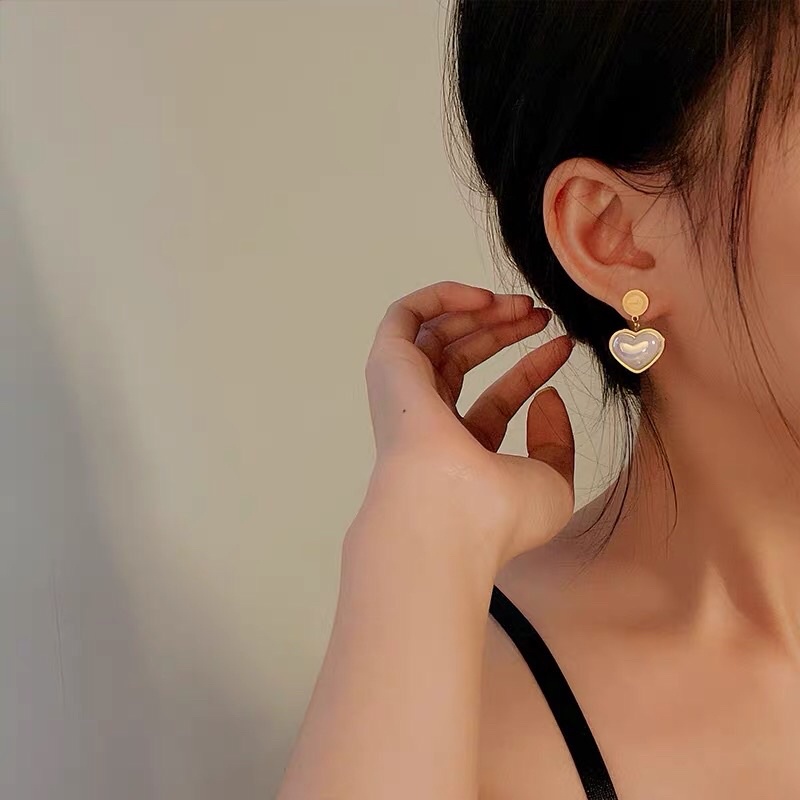 Anting Titanium Love Trending Vintage Elegan Korea Fashion Style