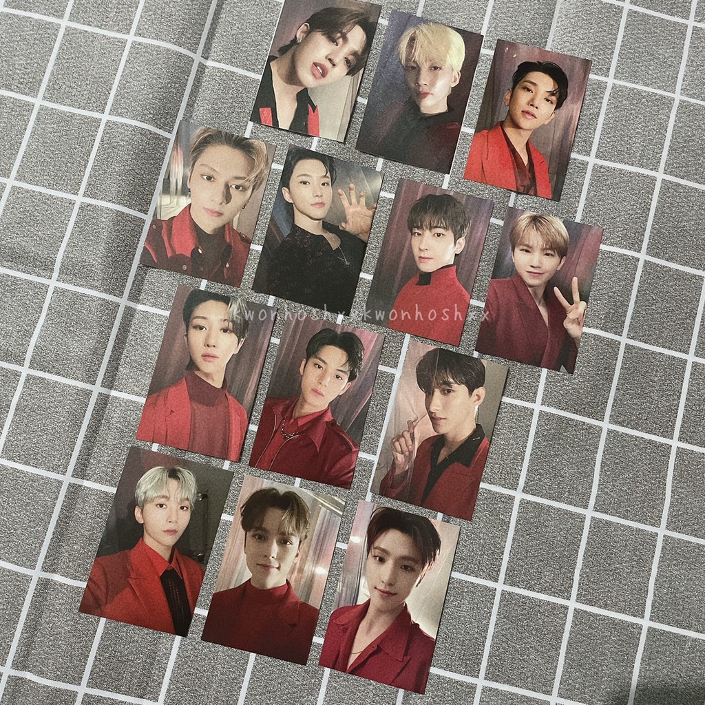 SEVENTEEN - FLEECE ANORAK PHOTOCARD SHARING