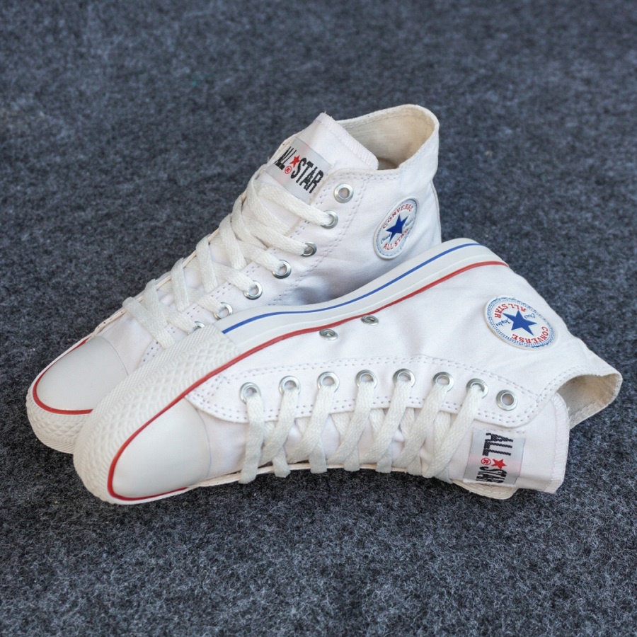 Sepatu Converse Allstar Tinggi Sepatu Sneakers Chuck Taylor Classic High Sepatu sekolah murah