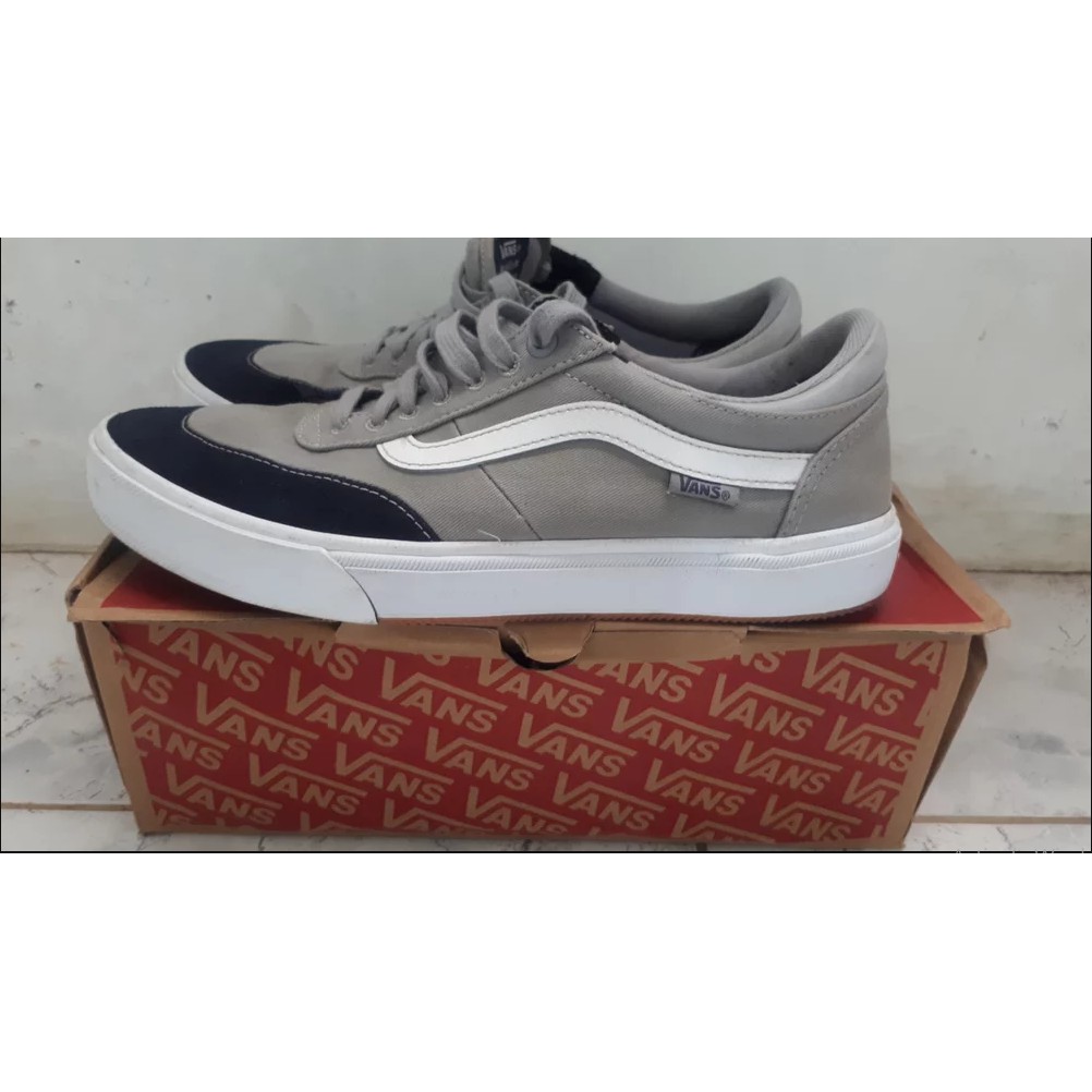 Sepatu Sneakers Vans Gilbert Crocket New