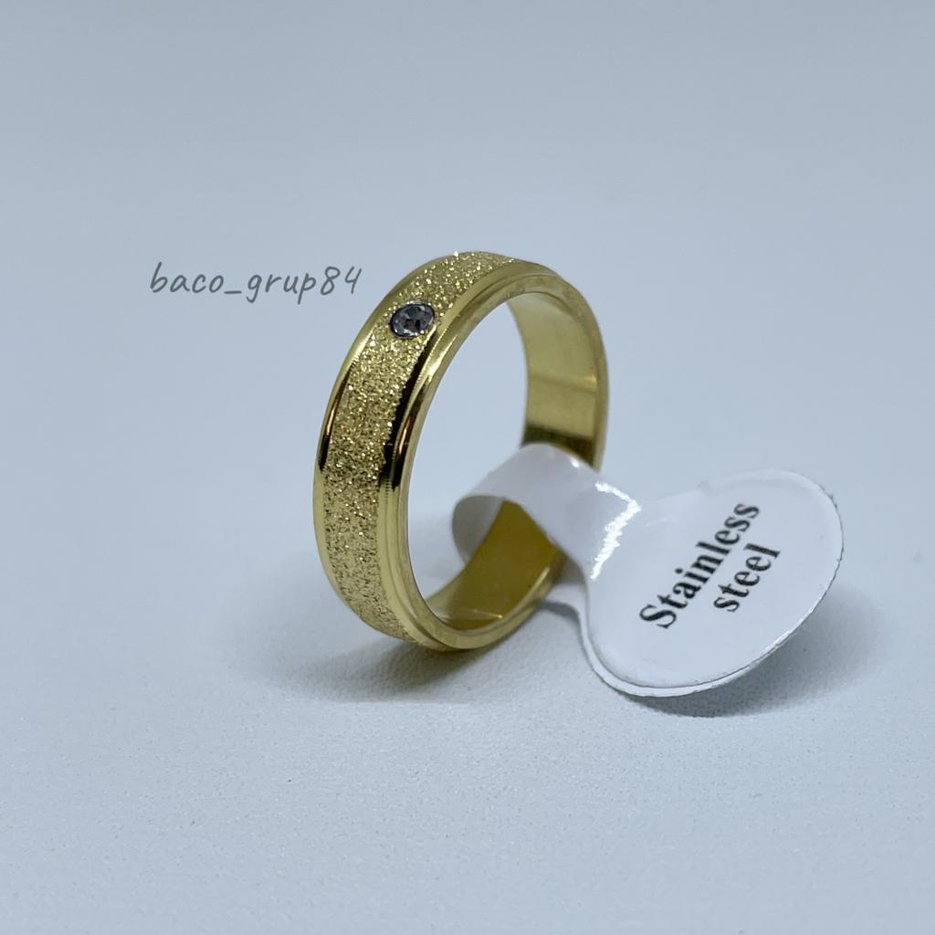 Cincin Titanium Pasir Gold Mata Satu G13 Cincin Tunangan Cincin Kawin Awet Lama Anti Karat