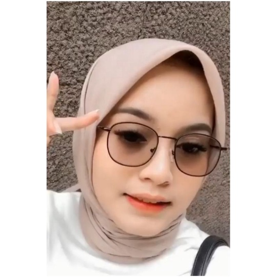 Kacamata Lensa Photocromic + Anti Radiasi Blueray BLUECROMIC pria wanita Bluechromic Photochromic berubah warna gelap hitam anti UV matahari model semi kotak