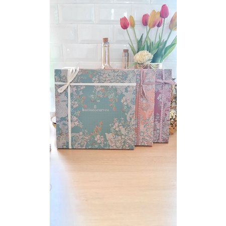 READY Buttonscarves Topkapi raspberry