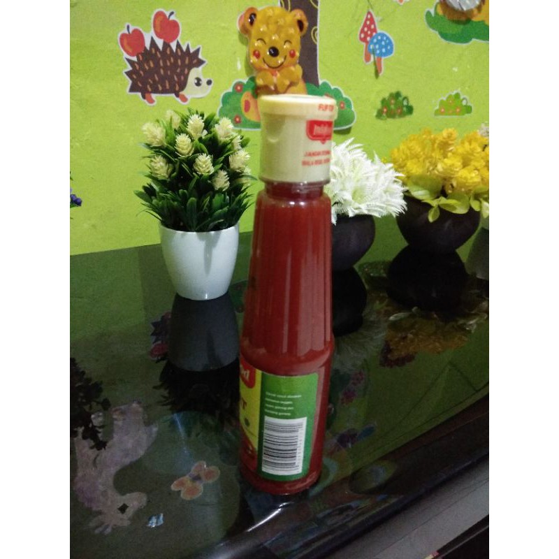 

Saus tomat indofood botol isi 125ml