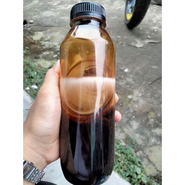 

MADU HITAM ASLI 1/2 KG