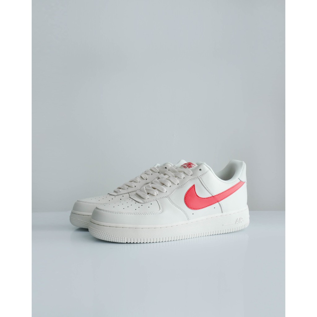NIKE AIR FORCE 1 LOW - WHITE GYM RED