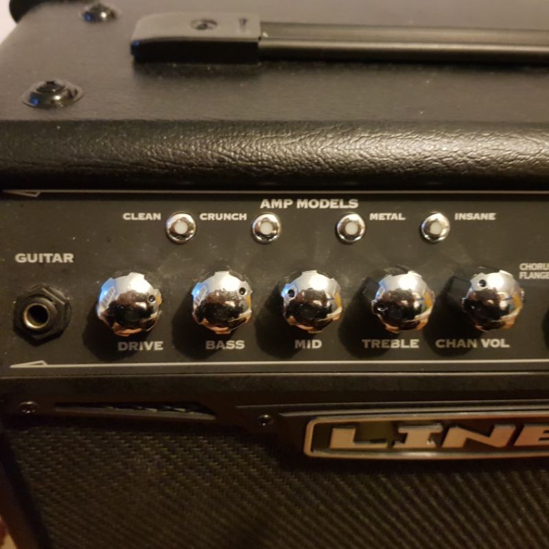 amplifier guitar line6 spider IV 15