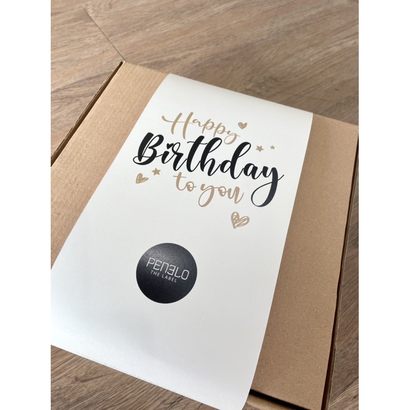 

GIFT WRAP Birthday valentine hampers