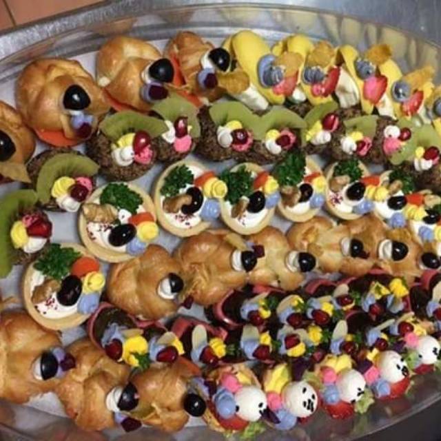

Paket cemilan dan snack isi 100 , Finger food